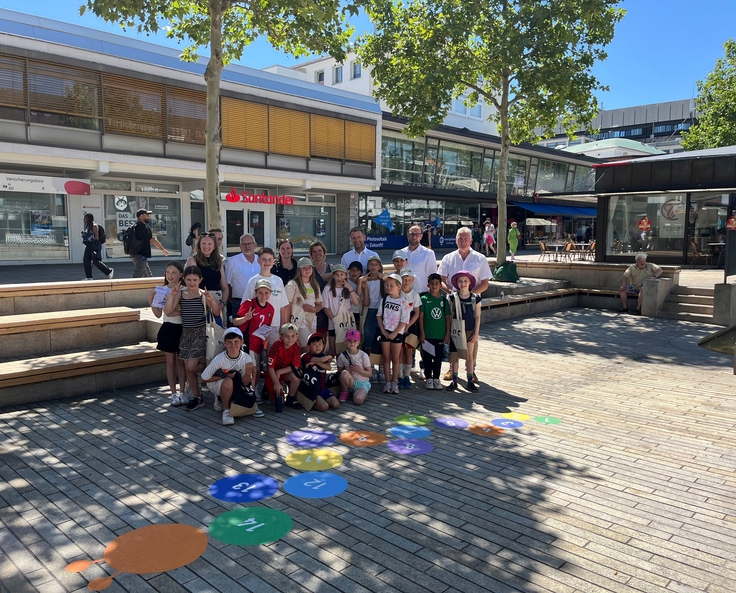 Hüpfspiel in der Wolfsburger Innenstadt