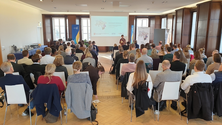 Etwa 70 kommunale Fördermittelexpertinnen und-experten aus dem Amtsbezirk Braunschweig trafen sich beim Förderdialog.